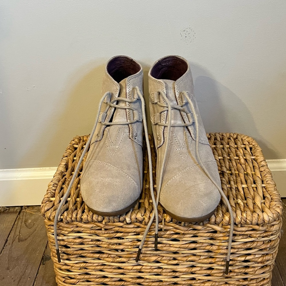 Toms Natural Wedge Bootie - 9.5